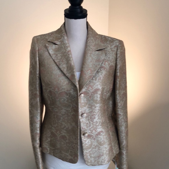 Kasper Women’s Jacket and skirt suit - Picture 2 of 4